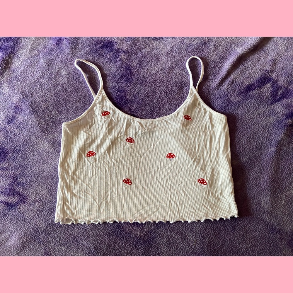 🖤🍄 mushroom crop top 🍄🖤